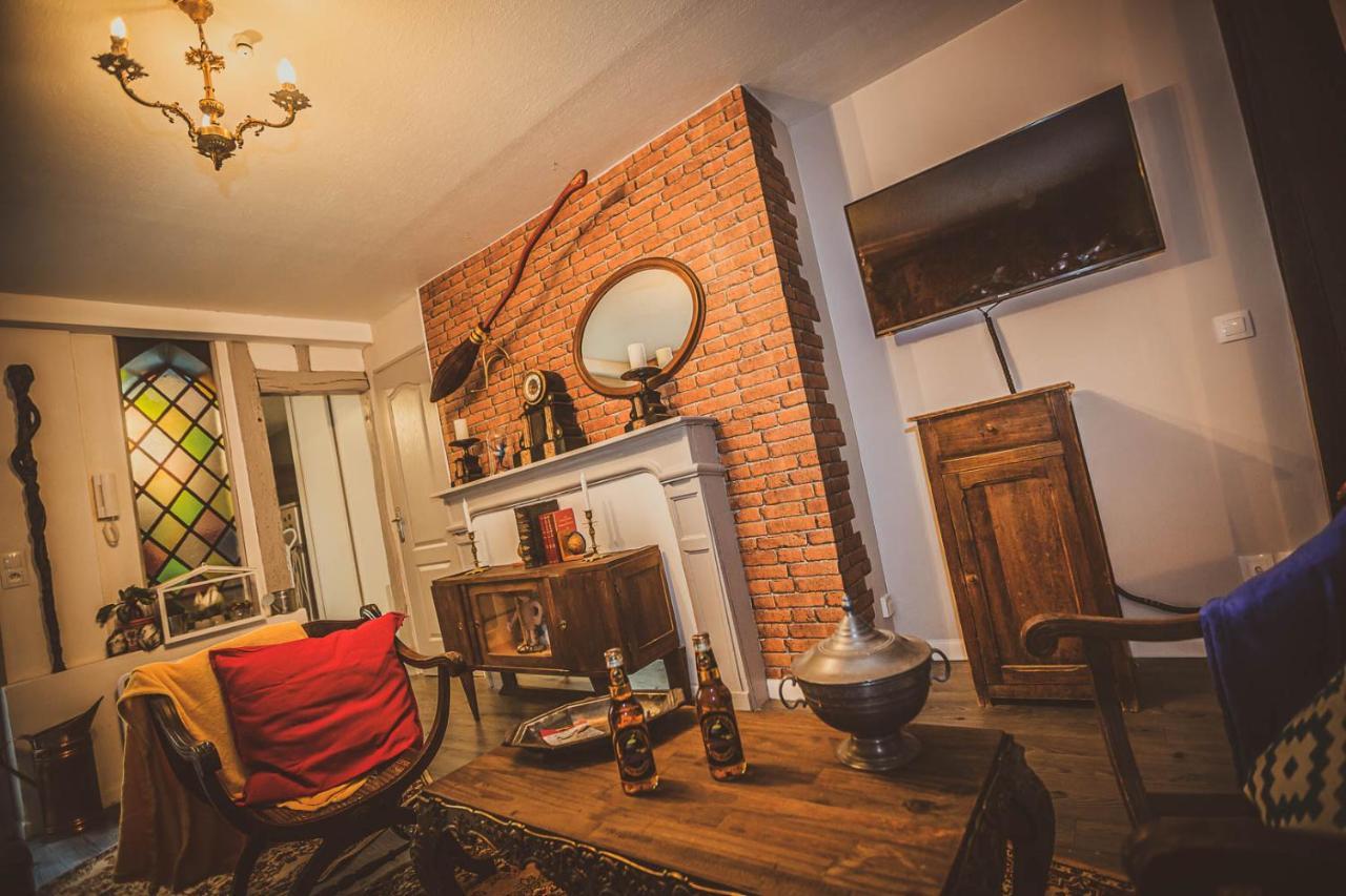 Repaire Du Sorcier Un Apartement Magique Troyes Exteriér fotografie